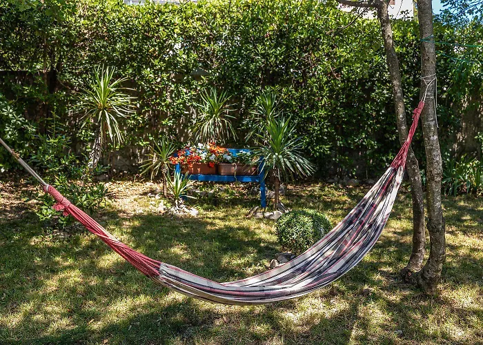 Сasa de vacaciones Beeindruckendes Nur 80 Meter Zum Mit Mediterranem Garten Und Chillout-bereich *