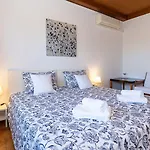 Ferienhaus Beeindruckendes Nur 80 Meter Zum Mit Mediterranem Garten Und Chillout-bereich *