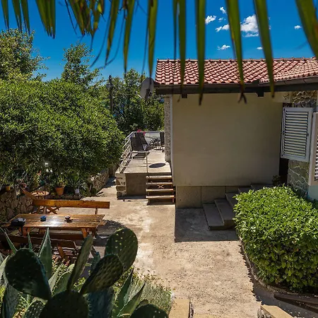 Dom wakacyjny Beeindruckendes Nur 80 Meter Zum Mit Mediterranem Garten Und Chillout-bereich